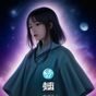 星际娱乐首席体验官王浩然的专业照片，充满创意的UX设计师，休闲装扮艺术感强